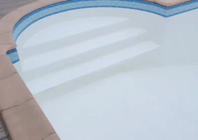 Installation membrane armée piscine